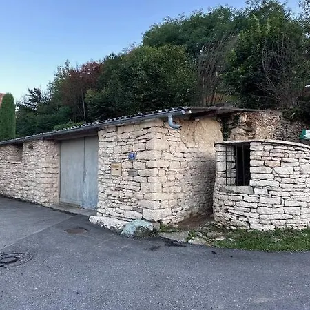 La Maison De Mounette L'Isle-d'Abeau Exterior photo